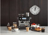 Cafetera express - Sage the Barista Pro™, 15 bar, 1680 W, 2 Tazas, Microespumado manual artesanal, Dosing Funnel™, Negro