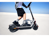 Patinete eléctrico - Segway Ninebot E3 E, Potencia máx. 800 W, Potencia Nominal400 W, Carga máx.100 kg, 7650 mAh, 25 km/h, Negro/Plata