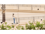 Patinete eléctrico - Cecotec Bongo D30 Mobile, 350 W, Máx 650 W, Autonomía 30 km, Inclinación 15%, 8.5, Incluye soporte para el móvil, Negro y verde