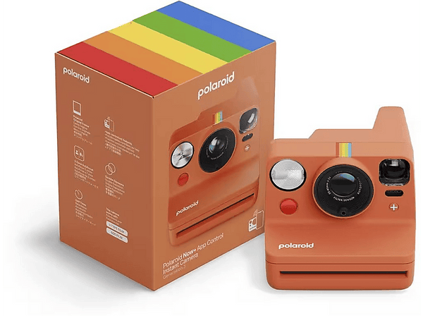 Cámara instantánea - Polaroid Now+ Generación 3, Bluetooth, Batería recargable, Flash Preciso, Coral