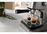 Cafetera express - De'Longhi Linea Classic EM450.M, 1325 W, 15 bar, 1.7 l, Thermoblock, Capacidad para 2 tazas, Metal