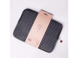 Funda tablet - Wondee Lucía Be, De 11, Universal, Textura antideslizante, Blanco y Negro