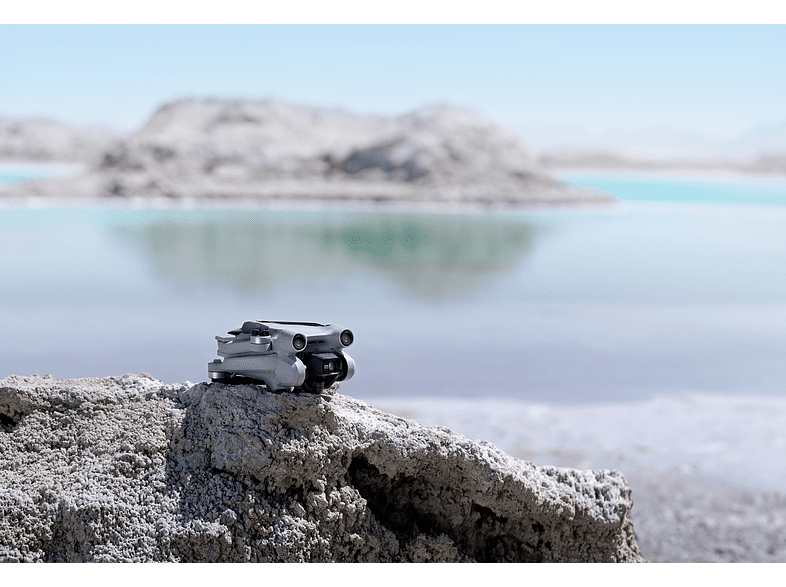Mini Drone - DJI MINI 3 PRO (DJI RC), 48 MP, Vídeo 4K, Hasta 35 min, Wi-fi, Bluetooth, Blanco