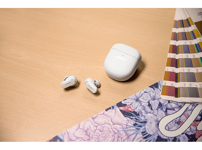 Auriculares True Wireless - Bose QuietComfort Earbuds II, Intraurales, Cancelación de ruido, 6h, Bluetooth, Blanco