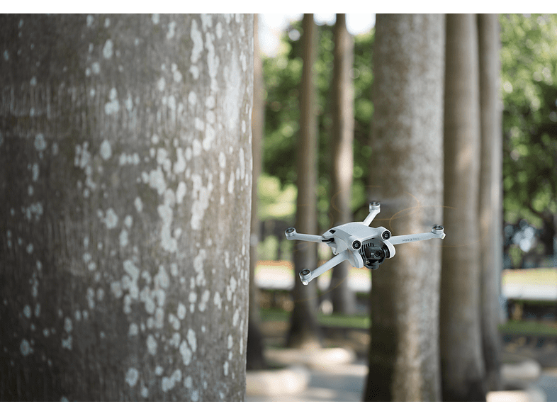 Mini Drone - DJI MINI 3 PRO (DJI RC), 48 MP, Vídeo 4K, Hasta 35 min, Wi-fi, Bluetooth, Blanco