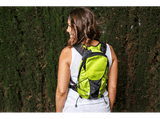 Mochila - Qualimax Para Patinete/ Moto, Capacidad 7 litros, Indicadores luminosos, Control remoto, Verde